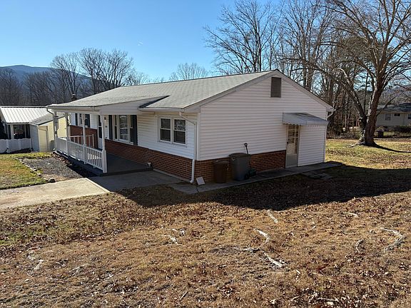 2nd image of 1321 Linden Ave