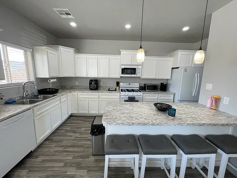 4117 W Camille Pl — Photo 11