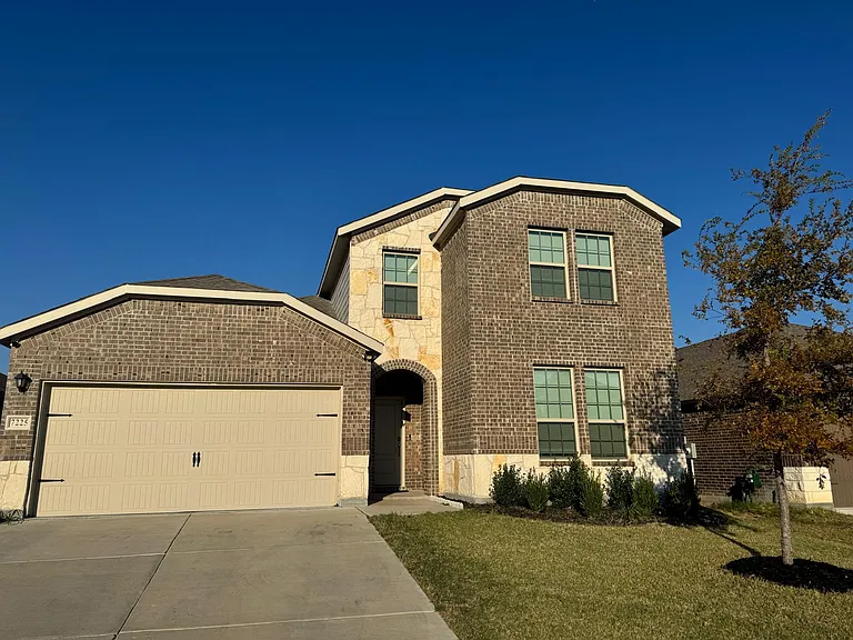 7225 Raynor Pl — Photo 1