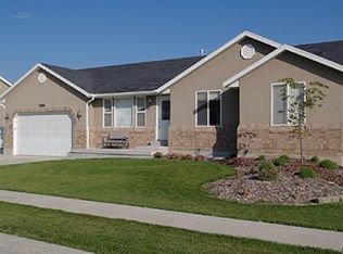 5354 W Elk Horn Peak Dr, Riverton, UT 84096