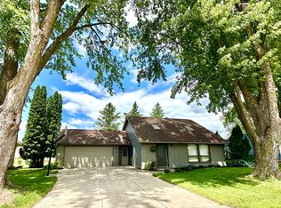 506 NW Lincoln St, Adams, MN 55909