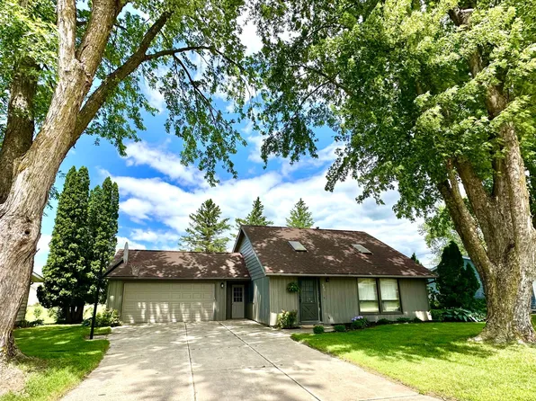 506 NW Lincoln St, Adams, MN 55909