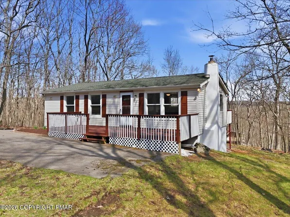 1037 Alpine Dr, East Stroudsburg, PA 18302