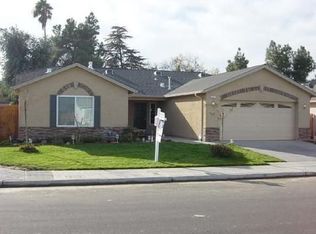 4557 W Pine Ave, Fresno, CA