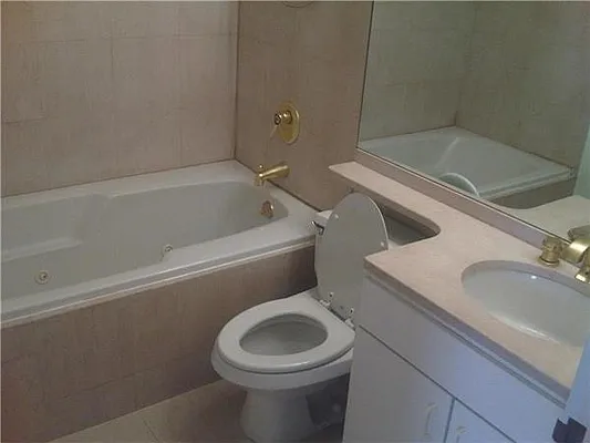 Sold by A & I Broadway | media 32