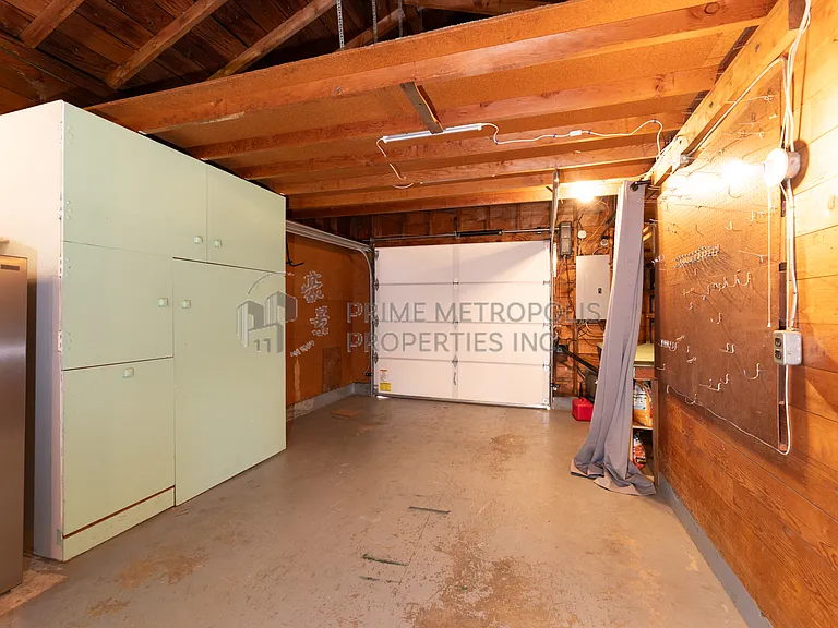 410 S 116th St — Photo 14