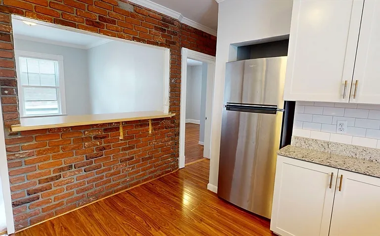 173 Springvale Ave #2 — Photo 3