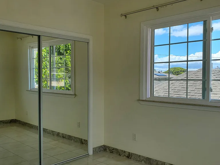 3371A Keanu St #2 — Photo 5
