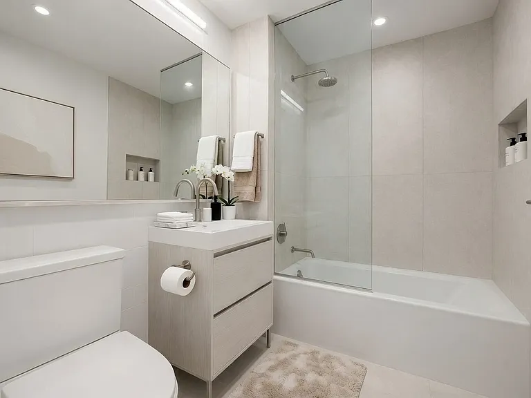 130 2nd St #2D — Photo 7