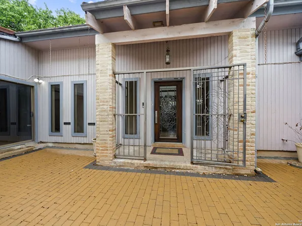 11625 Open Meadow, San Antonio, TX 78230