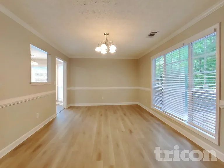 8870 Mae Ct — Photo 4