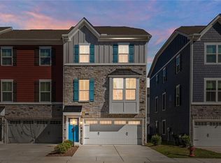 949 Gabion Way, Chesapeake, VA 23323