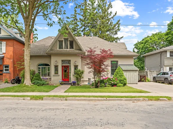 26 Daly Ave, Stratford, ON N5A 1B8