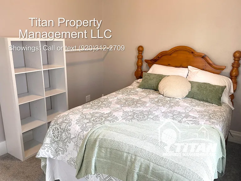 1126 Central St — Photo 8