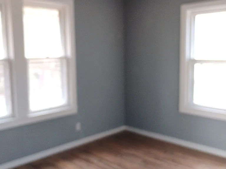 327 W Ella Ave — Photo 10