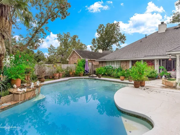 9307 Braewood Cir, Shreveport, LA 71115