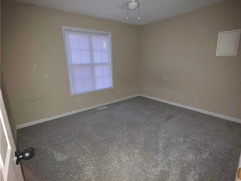 4407 Moonstone Ct — Photo 17