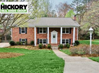 1340 5th Street Cir NW, Hickory, NC 28601