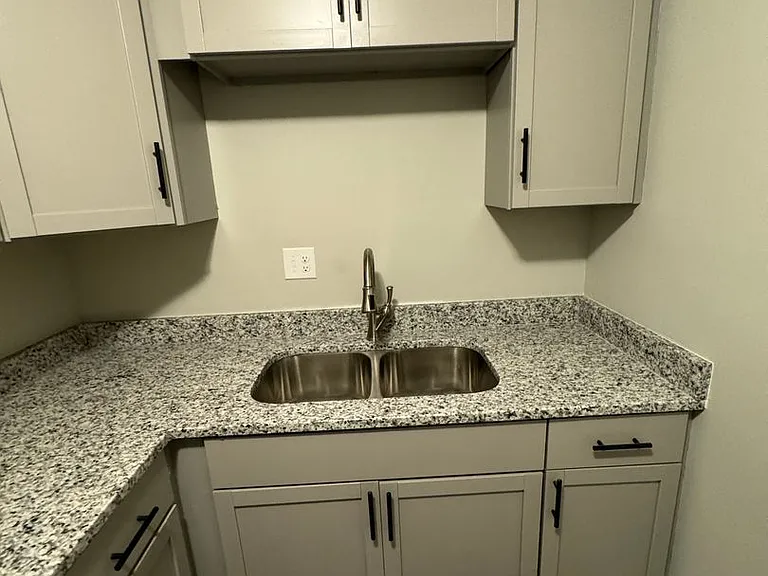 209 Lakeshore Dr — Photo 28