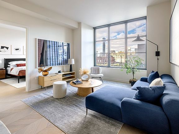 2nd image of 115 York St #14B