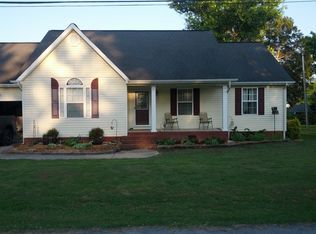 74 N Case Ave, Trenton, GA 30752