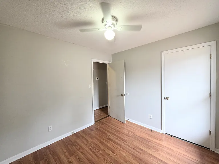 4602 Gardenwood Ct — Photo 10