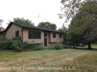 3409 Rohret Rd, Iowa City, IA 52246