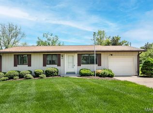 8 Gran Lin Ct, Saint Charles, MO 63303