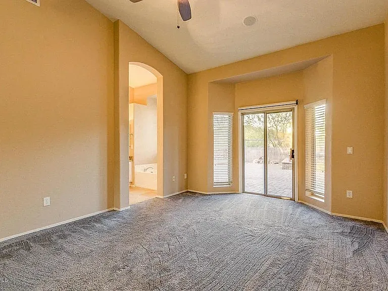 3460 N Barron — Photo 10