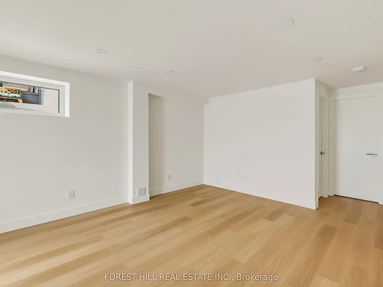 250 Hallam St #LOWER — Photo 6