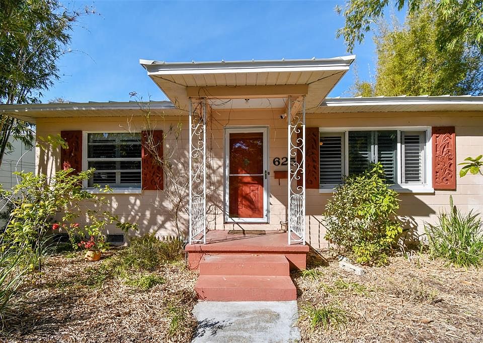 1st image of 625 39TH AVENUE N