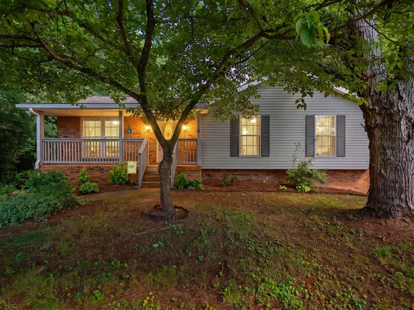 821 Luxemburg Dr, Hermitage, TN 37076