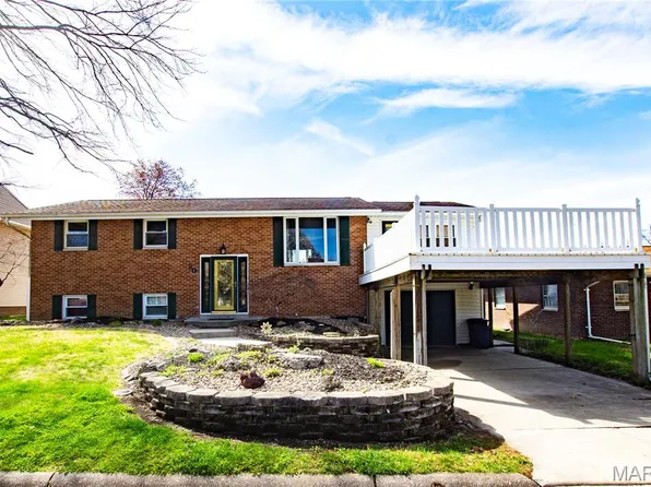 20 Fontainebleau Dr, Granite City, IL 62040