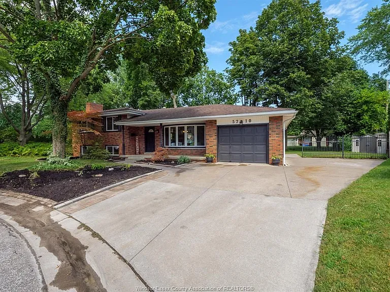 5710 Dalton Ave — Photo 4