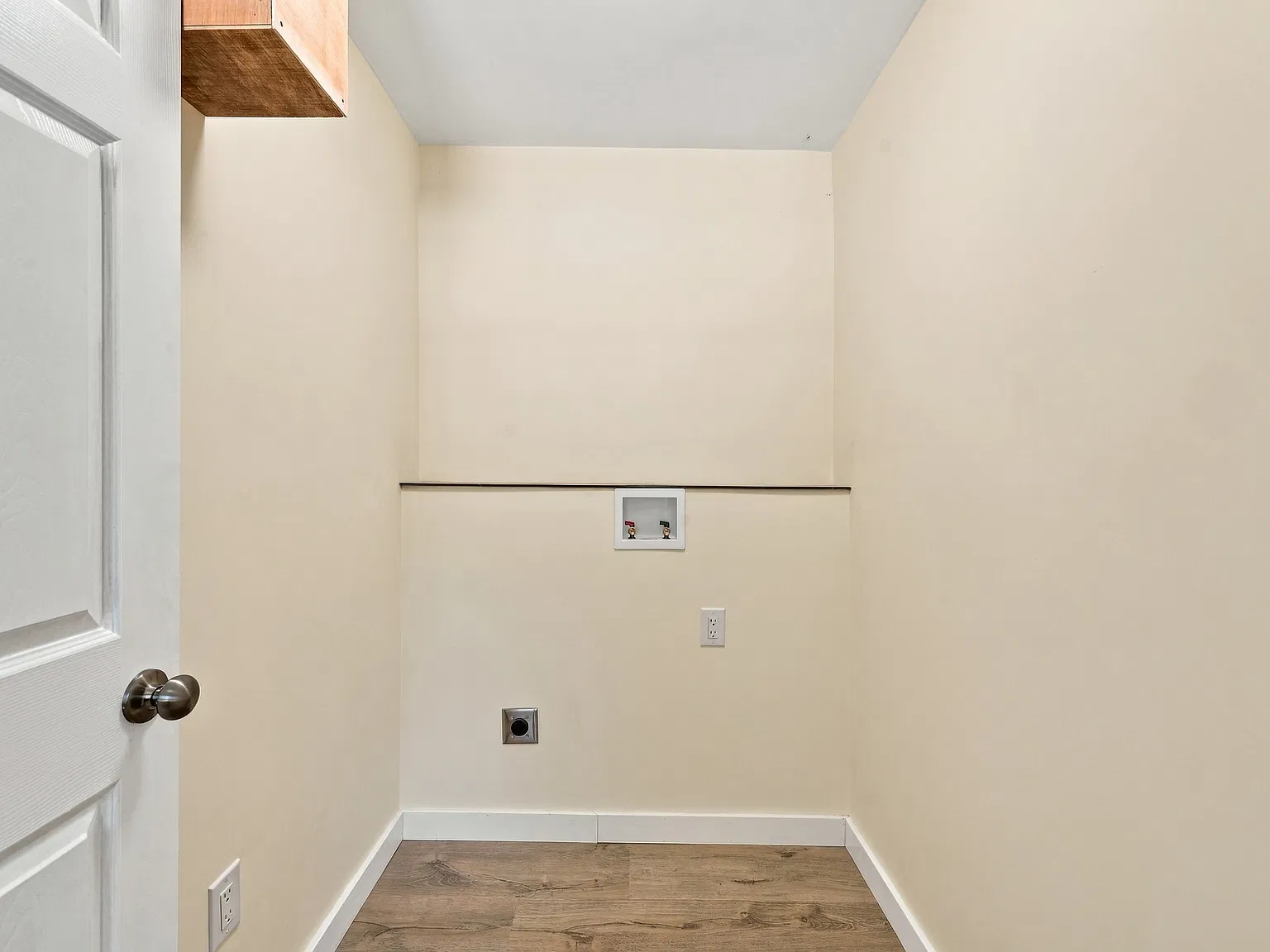 3 bed, 1342 sqft, $1,800 — Photo 3