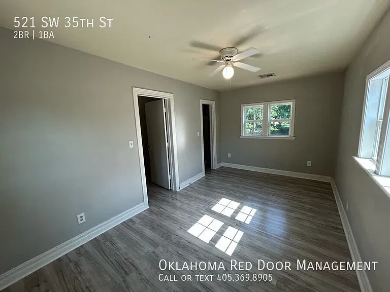 521 SW 35th St — Photo 8