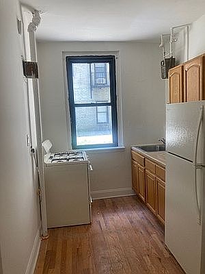 2nd image of 21-05 33rd St #1B