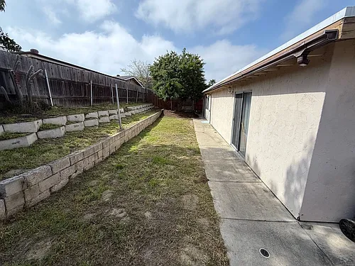 1561 Olive Ave Photo 1