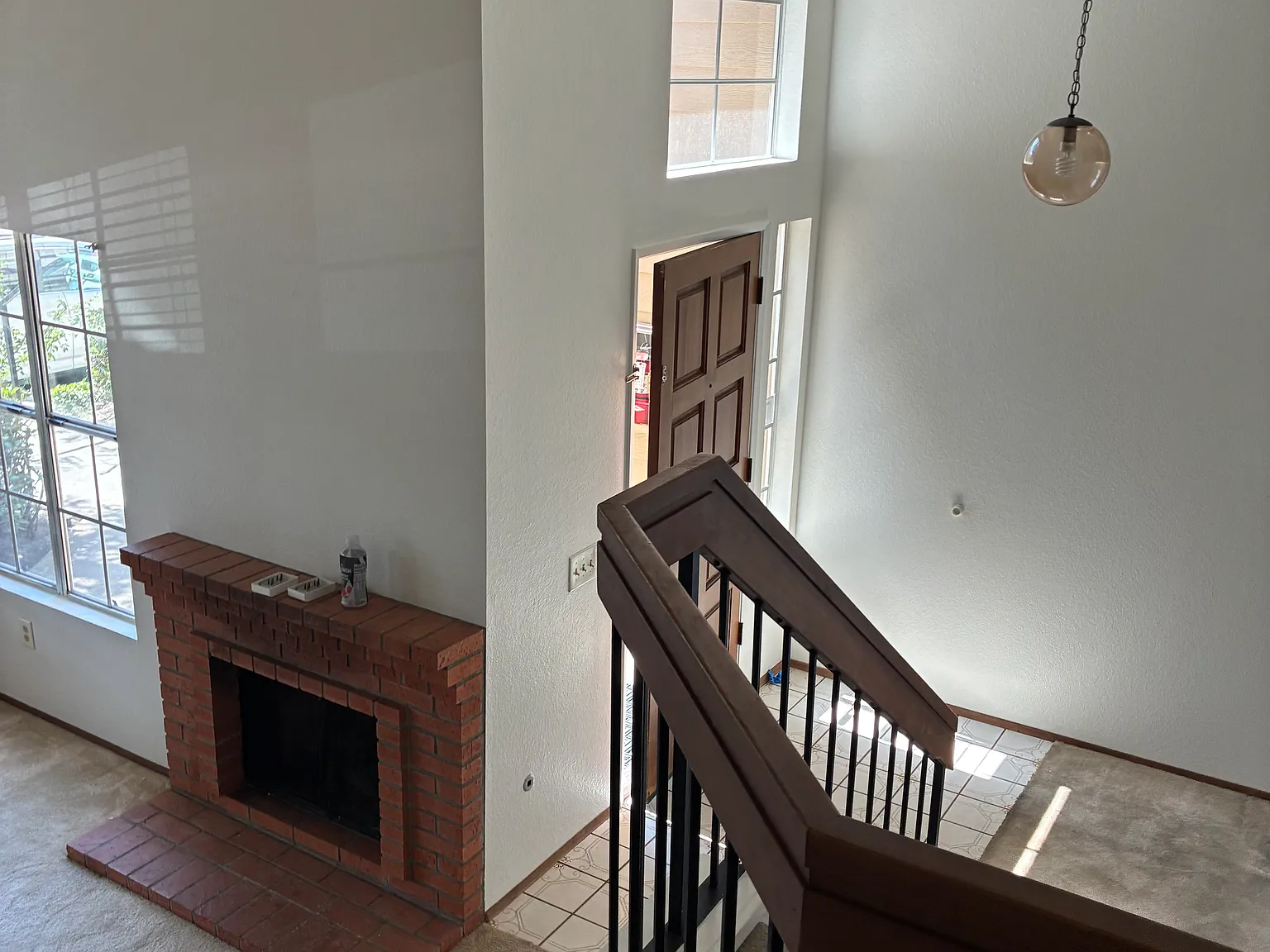3 bed, 2.5 bath, 1553 sqft, $3,950 — Photo 2
