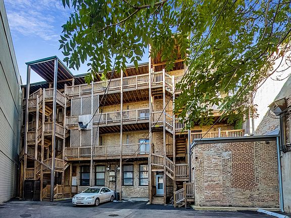 4th image of 2401 N Clybourn Ave #16687731