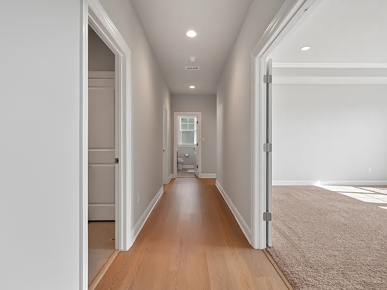 Maggie Dr — Photo 22