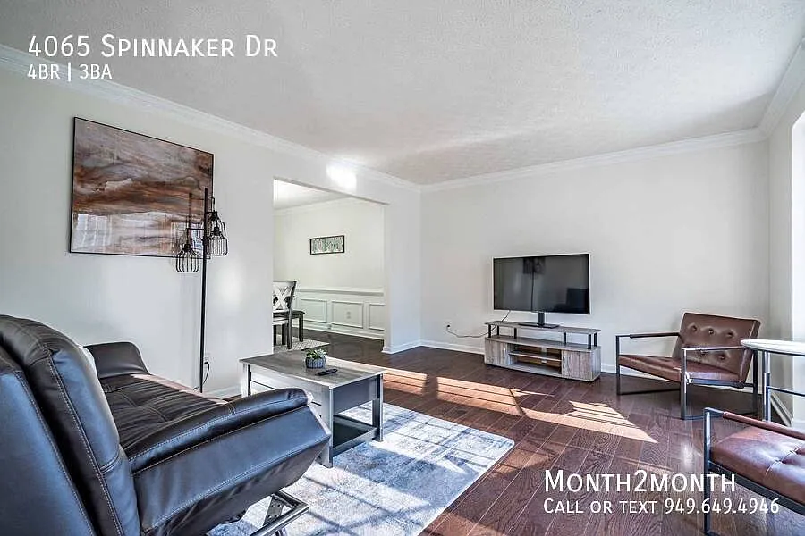 Opulence on Spinnaker Dr — Photo 2