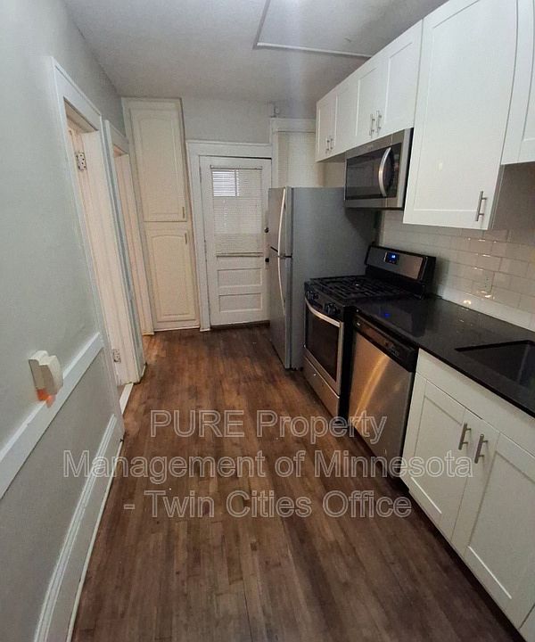 1st image of 3149 Aldrich Ave S Unit 3