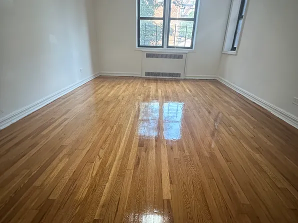 3009 3rd Avenue image 1 of 1