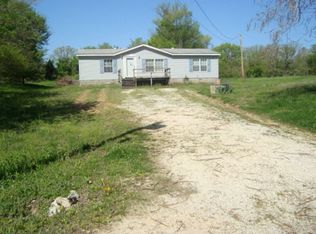 137 3rd St, Big Sandy, TN 38221