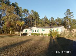 17659 Crews Rd, Glen Saint Mary, FL 32040