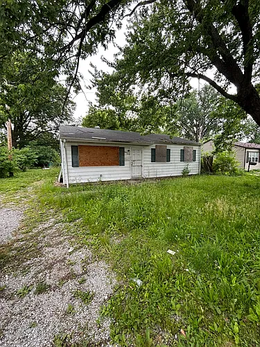1320 Williams St Photo 1