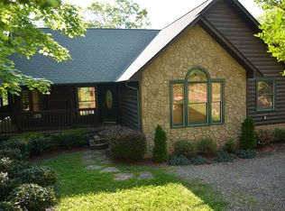 3273 Emerald Springs Loop, Sevierville, TN 37862