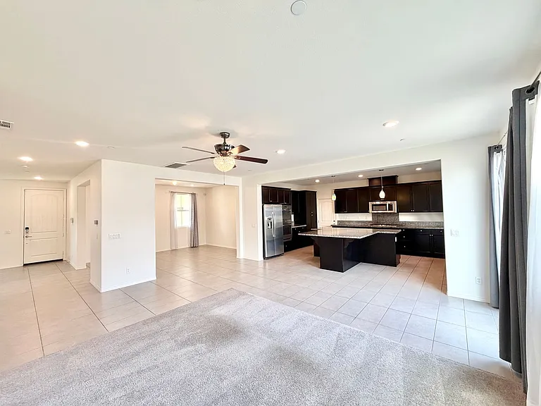 30136 Sutton Ct — Photo 11