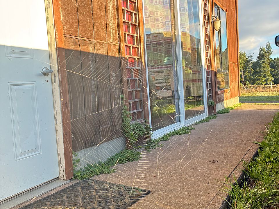 2nd image of 720 Dinsmore Ranch Rd